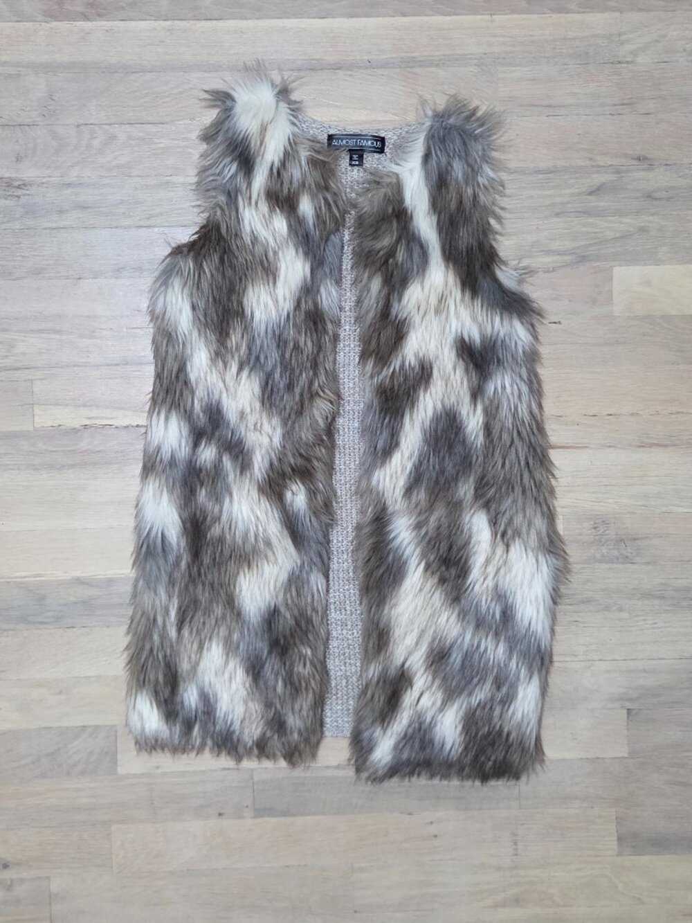 Almost Famous Faux Fur Longline Vest Knit Back Boho Neutral Size XS